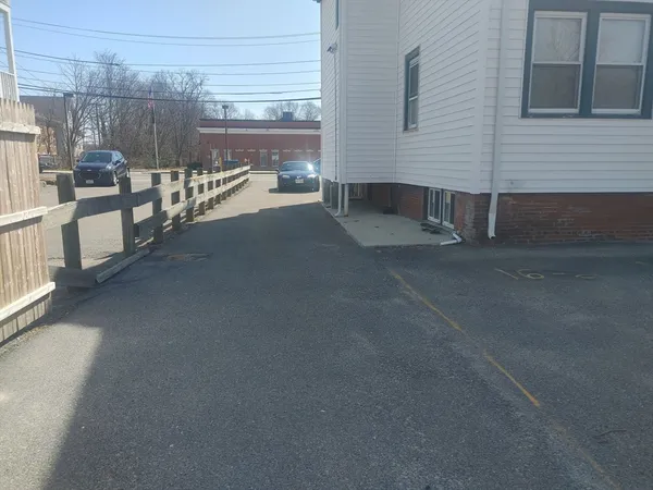 $2,300 | 16 Wall Street, Unit 2, Foxboro, MA 02035
