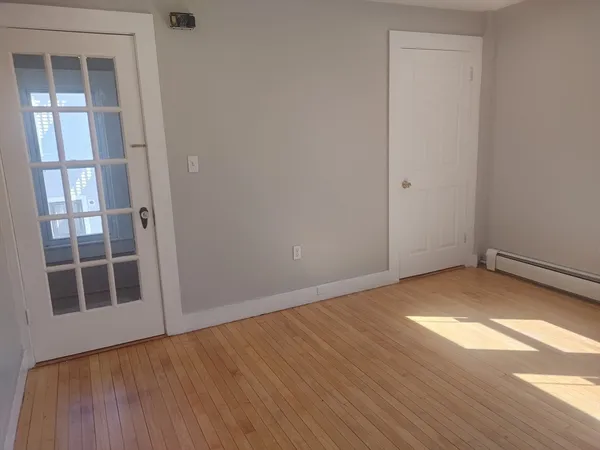 $2,300 | 16 Wall Street, Unit 2, Foxboro, MA 02035