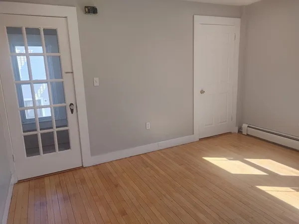 $2,300 | 16 Wall Street, Unit 2, Foxboro, MA 02035