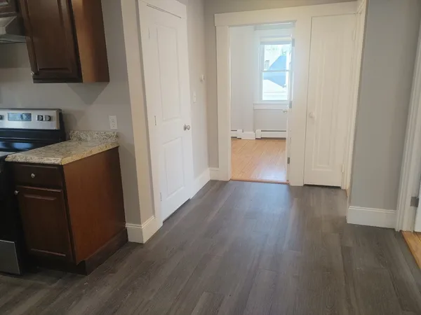 $2,300 | 16 Wall Street, Unit 2, Foxboro, MA 02035