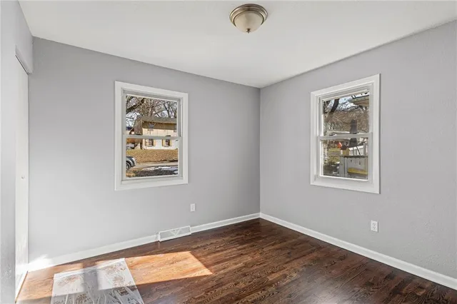 $259,900 | 5232 North Palmer Avenue, Kansas City, MO 64119