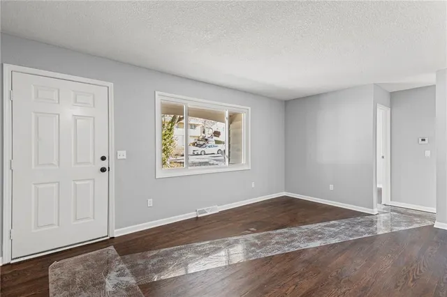 $259,900 | 5232 North Palmer Avenue, Kansas City, MO 64119