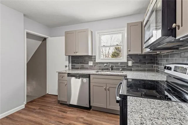 $259,900 | 5232 North Palmer Avenue, Kansas City, MO 64119