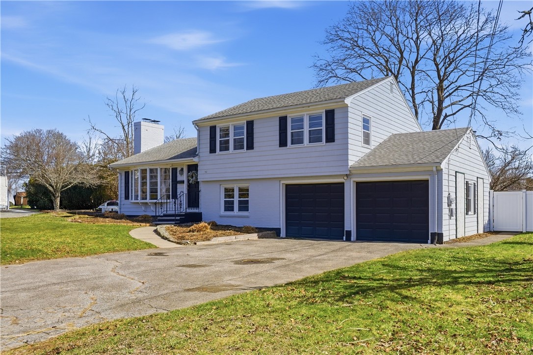 1270 Hope Street Bristol, RI 02809 - Photo 4 of 48