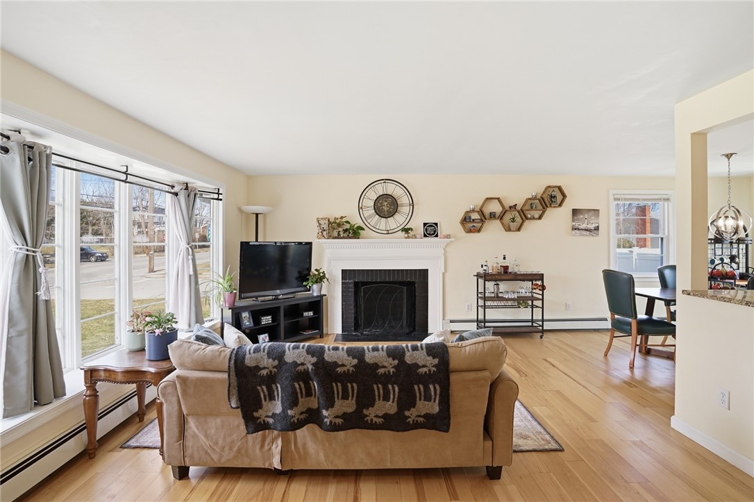 1270 Hope Street Bristol, RI 02809 - Photo 6 of 48