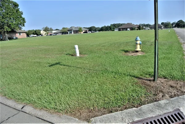 $200,000 | 3 Andre, New Iberia, LA 70563