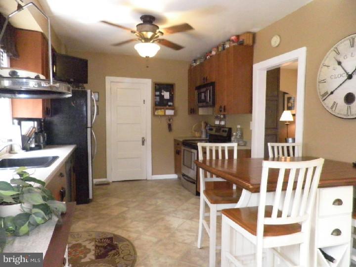 741 Amherst Road Audubon, NJ 08106 - Photo 15 of 25 Kitchen