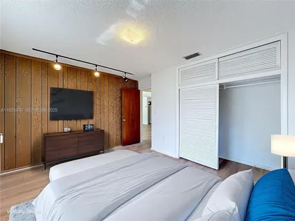 $550,000 | 7541 Embassy Boulevard, Miramar, FL 33023