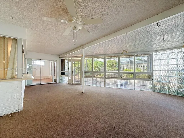 $550,000 | 7541 Embassy Boulevard, Miramar, FL 33023