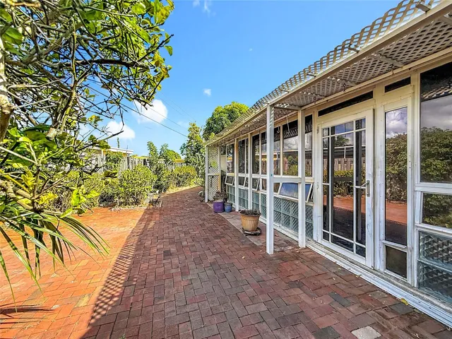 $550,000 | 7541 Embassy Boulevard, Miramar, FL 33023