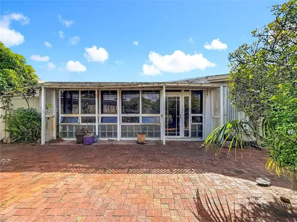 $550,000 | 7541 Embassy Boulevard, Miramar, FL 33023