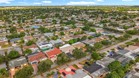 $550,000 | 7541 Embassy Boulevard, Miramar, FL 33023