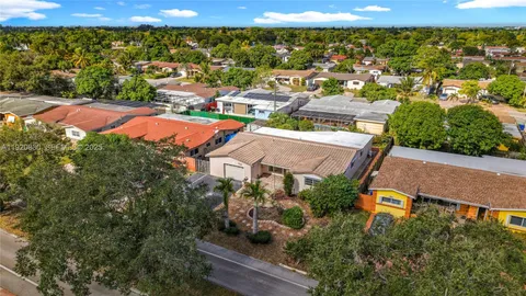 $550,000 | 7541 Embassy Boulevard, Miramar, FL 33023