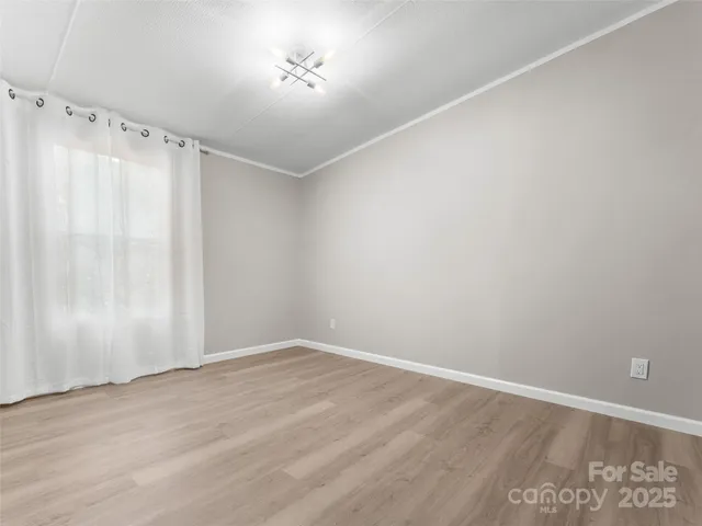 $315,000 | 25 Overbrook Drive, Saluda, NC 28773