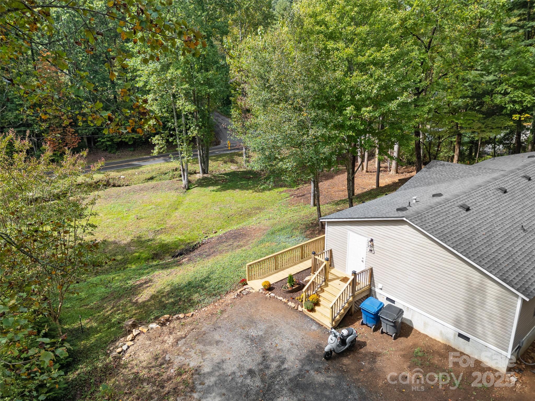 25 Overbrook Drive Saluda, NC 28773 - Photo 35 of 39