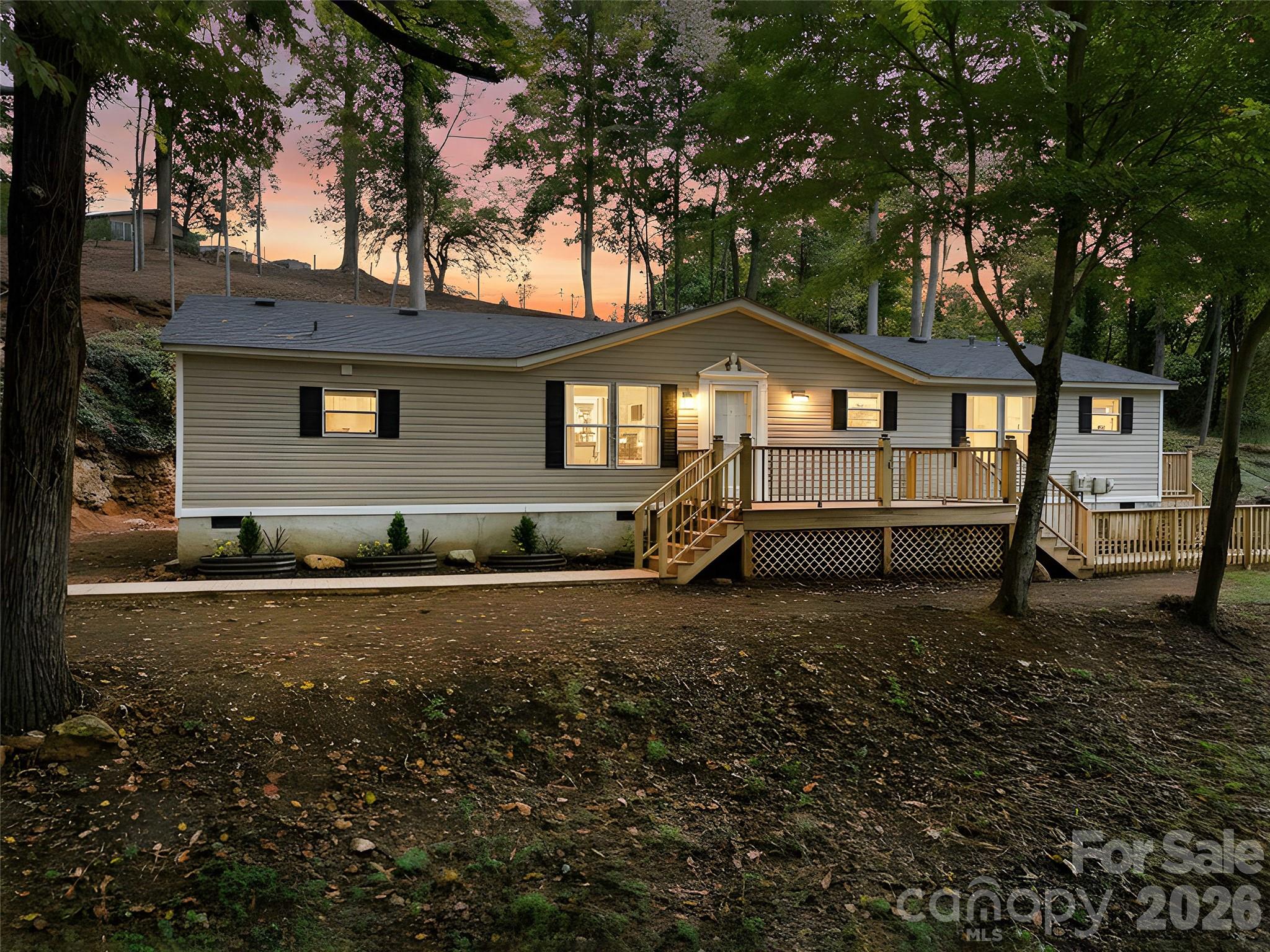 25 Overbrook Drive Saluda, NC 28773 - Photo 40 of 42 a house view with a garden space
