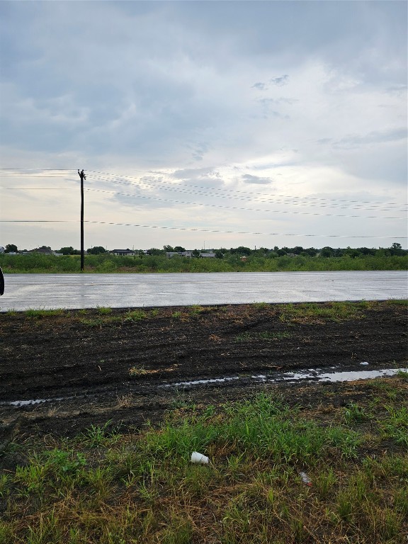 2501 County Road 305 Jarrell, TX 76537 - Photo 5 of 7 a view of park with ocean view