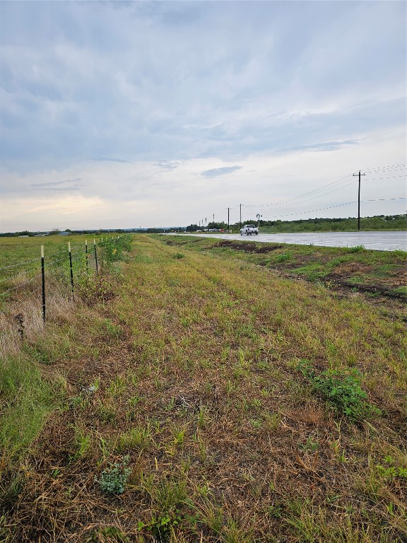 2501 County Road 305 Jarrell, TX 76537 - Photo 7 of 7 a view of an ocean and beach