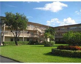 320 Fanshaw H, Unit 320 Boca Raton, FL 33434 - Photo 2 of 21