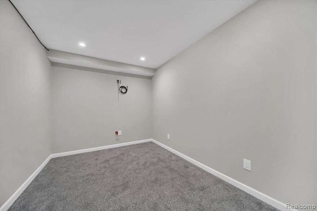 24350 Arsenal Road Flat Rock, MI 48134 - Photo 29 of 33 Gallery Image 29