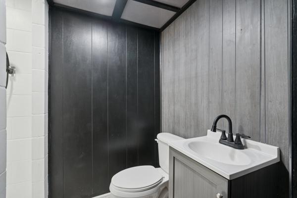 4615 Johnson Street Northeast Minneapolis, MN 55421 - Photo 23 of 31