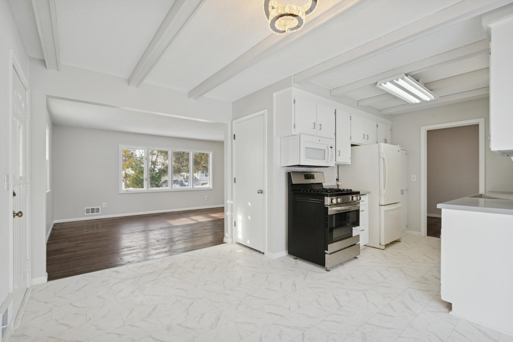 4615 Johnson Street Northeast Minneapolis, MN 55421 - Photo 7 of 31