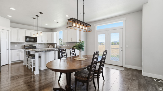 111 East Silver Oak Road Vineyard, UT 84059 - Photo 13 of 50 Dining area