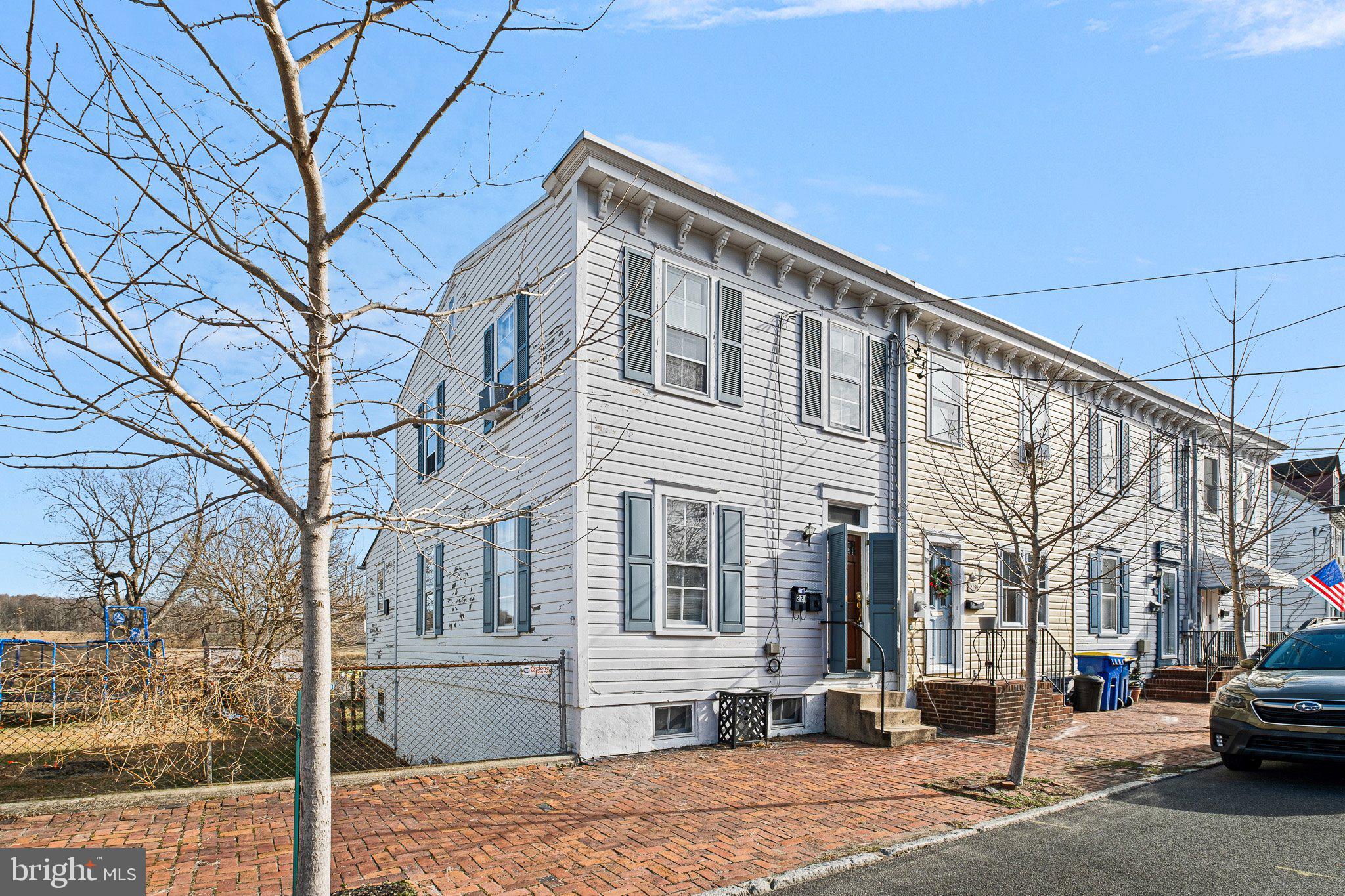 221 Chestnut Street New Castle, DE 19720 - Photo 23 of 25 a front view of a building with street view