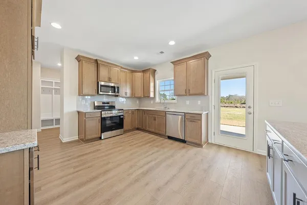 $394,900 | 44 Heartland Boulevard, Fort Mitchell, AL 36856