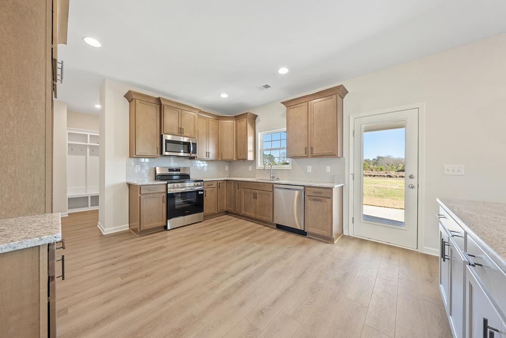 44 Heartland Boulevard Fort Mitchell, AL 36856 - Photo 12 of 27