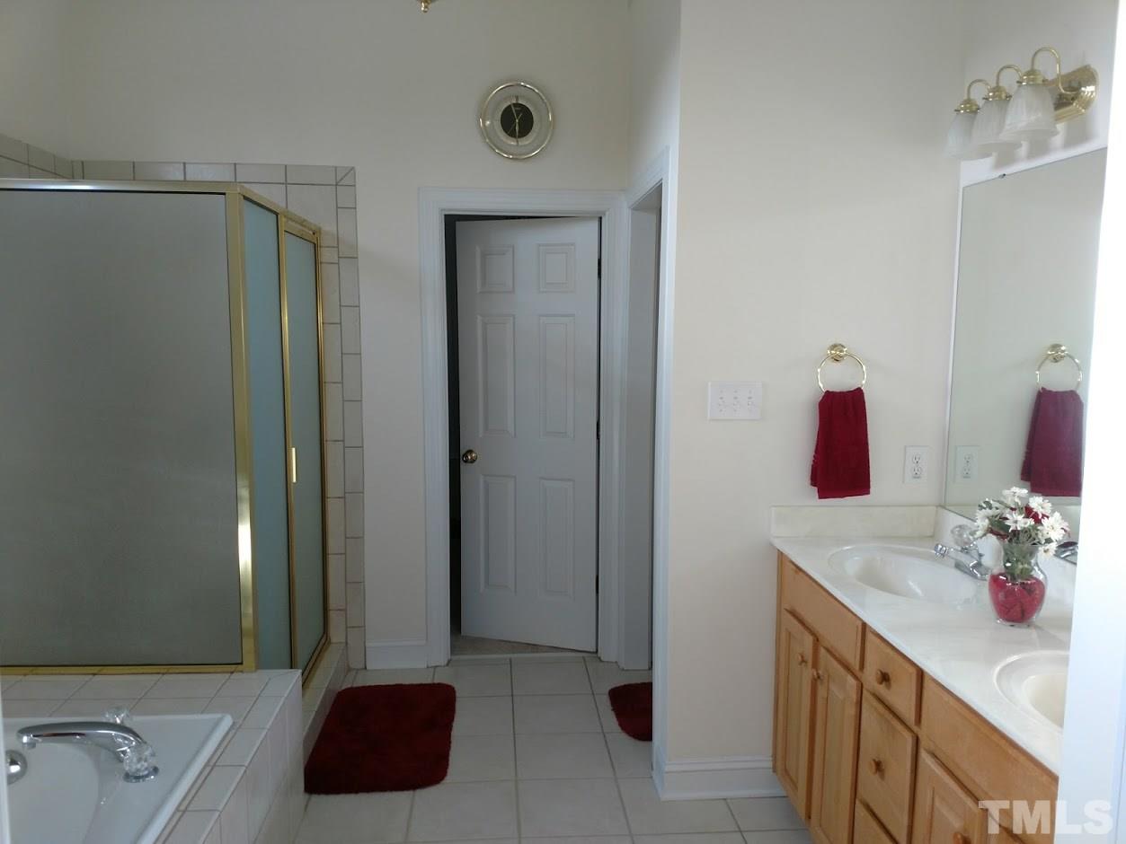 1008 Bellewood Farms Road Raleigh, NC 27603 - Photo 9 of 14 Gallery Image 9