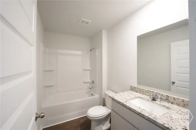 $2,200 | 457 Coconut Drive, Bloomingdale, GA 31302