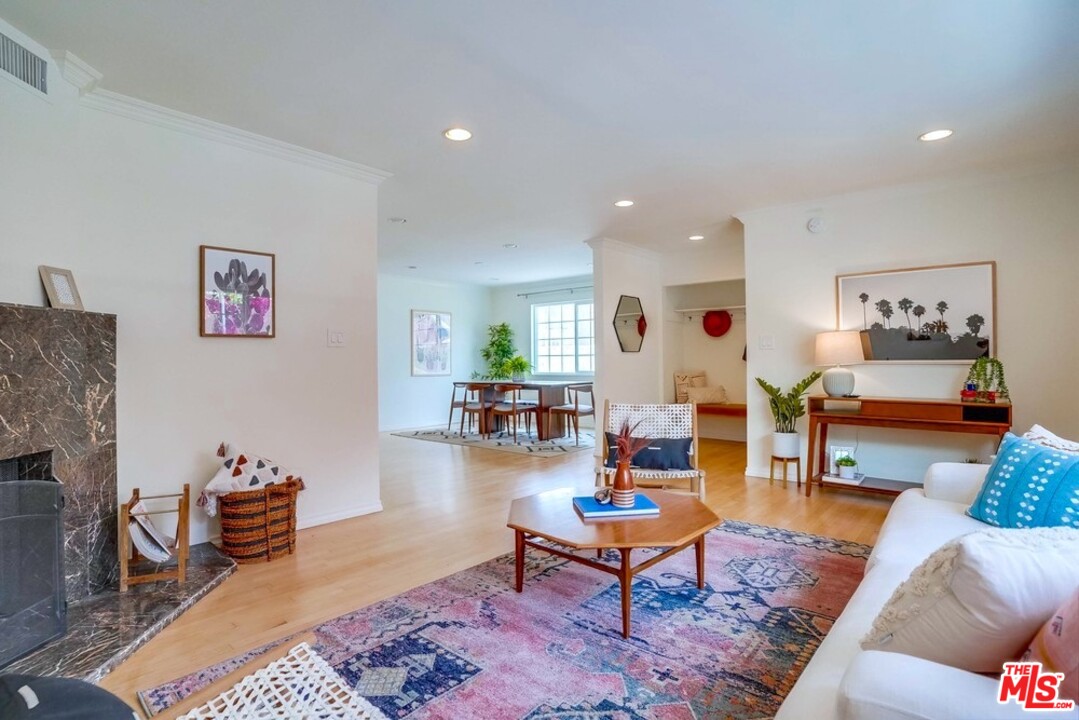 3434 Greensward Road Los Angeles, CA 90039 - Photo 8 of 46 Gallery Image 8