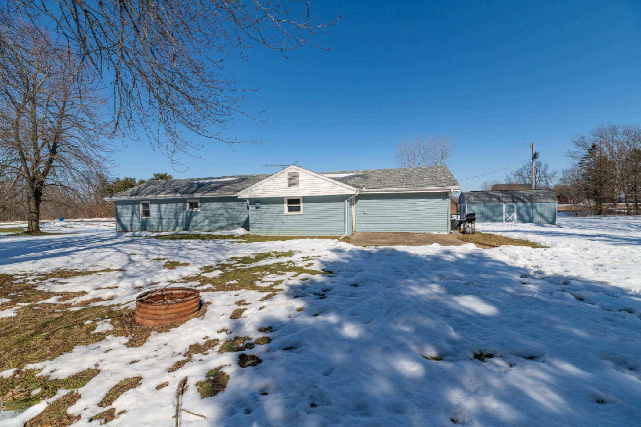 18050 Mt Zion Road Galien, MI 49113 - Photo 38 of 45 18050 Mt Zion-44