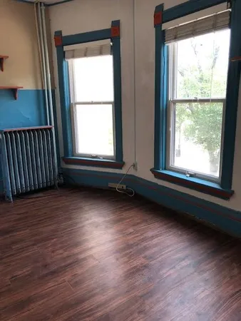 $825 | 417 State, Madison, WI 53703