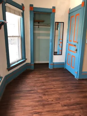 $825 | 417 State, Madison, WI 53703