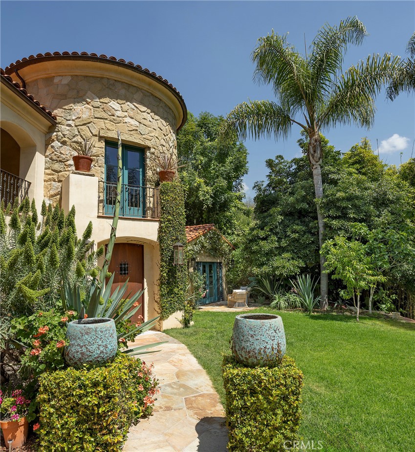 1493 Sycamore Canyon Road Montecito, CA 93108 - Photo 4 of 47