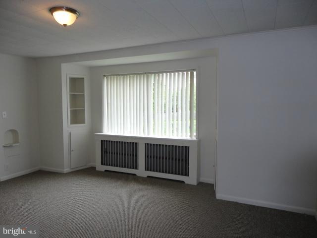 8318 Philadelphia Road Baltimore, MD 21237 - Photo 7 of 28 Family Room - Unit 1