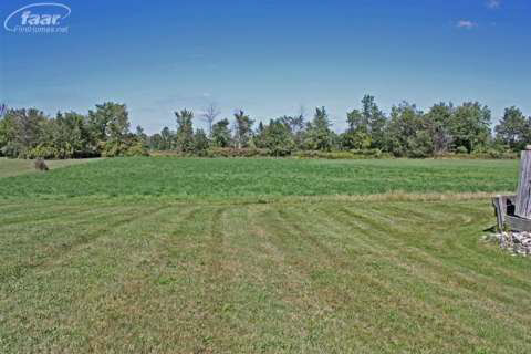 7100 West Stanley Road Flushing, MI 48433 - Photo 15 of 17 20374203-14.JPG