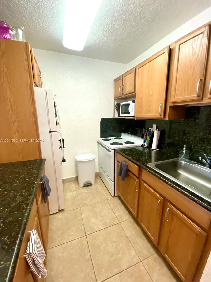445 Southwest 11th Street, Unit 107 Miami, FL 33130 - Photo 7 of 10