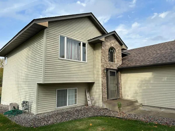 $389,900 | 4569 Kady Avenue Northeast, St. Michael, MN 55376