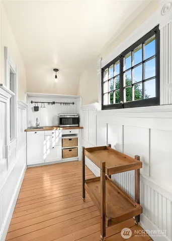 $1,349,000 | 322 Ave D, Snohomish, WA 98290