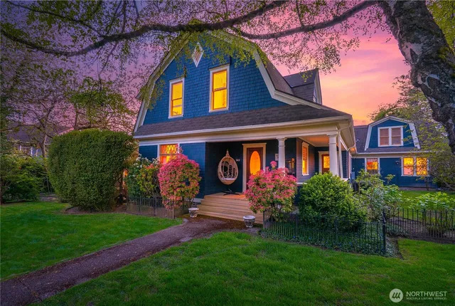 $1,349,000 | 322 Ave D, Snohomish, WA 98290