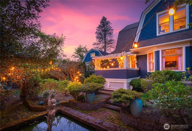 $1,349,000 | 322 Ave D, Snohomish, WA 98290