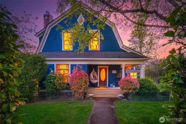 $1,349,000 | 322 Ave D, Snohomish, WA 98290