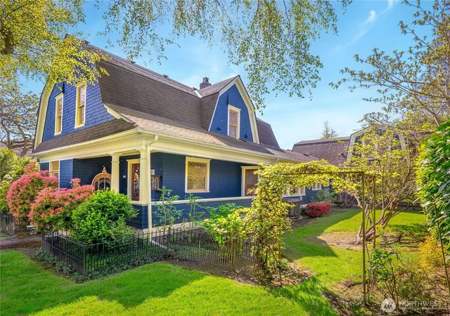 $1,349,000 | 322 Ave D, Snohomish, WA 98290