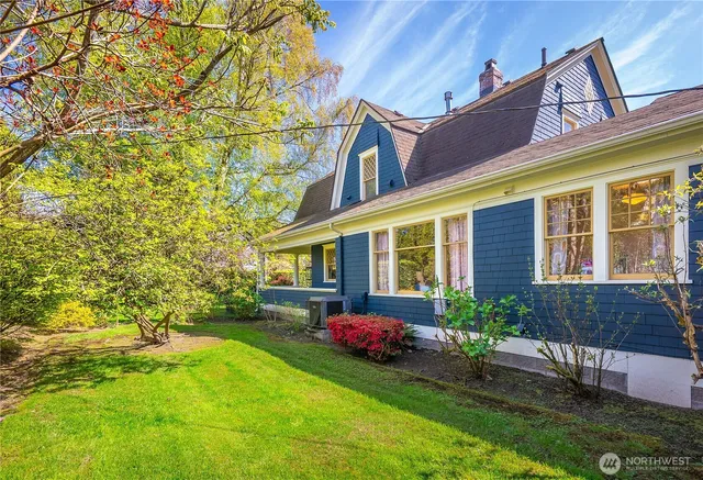 $1,349,000 | 322 Ave D, Snohomish, WA 98290