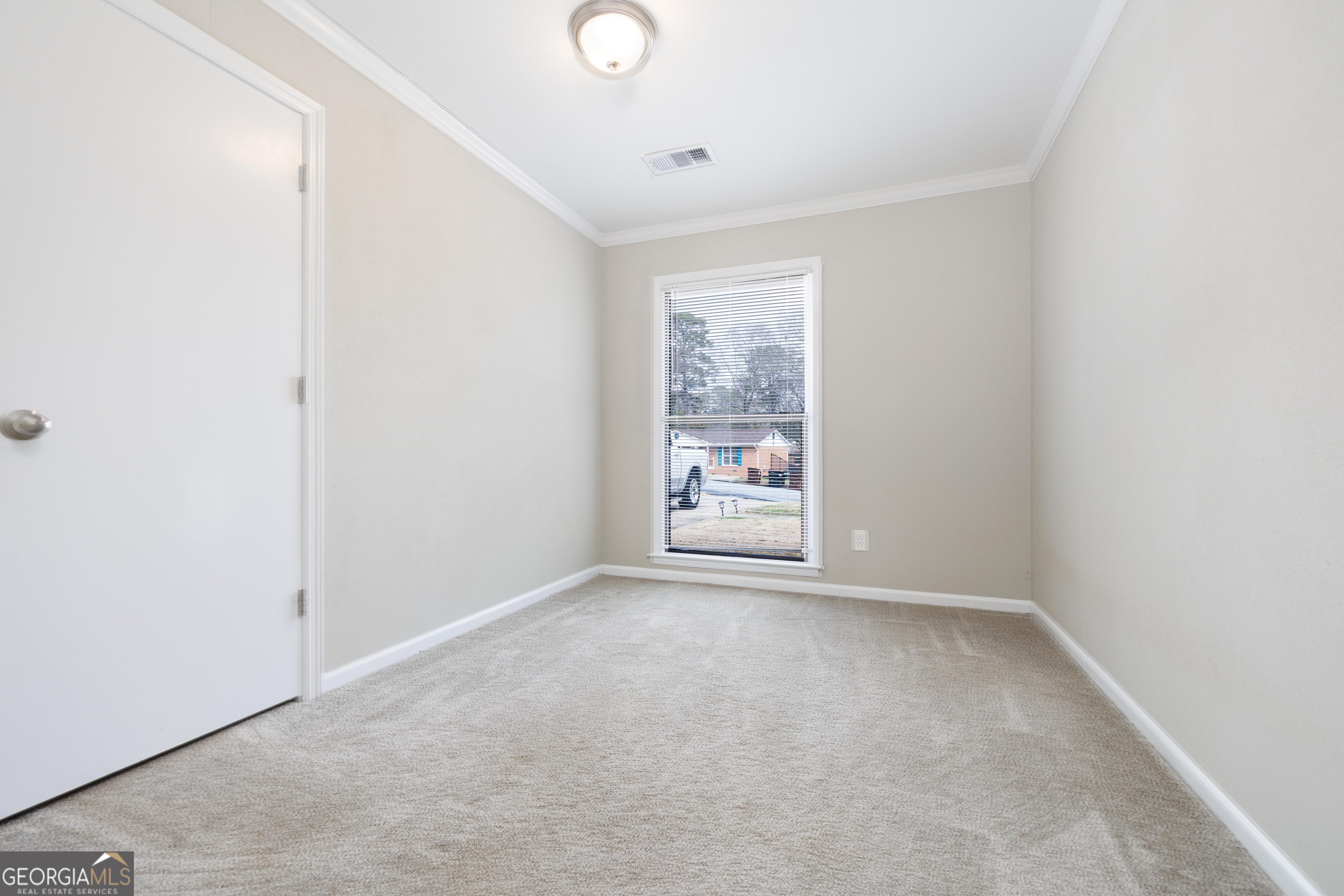3 Primrose Court Columbus, GA 31907 - Photo 20 of 25 an empty room with windows