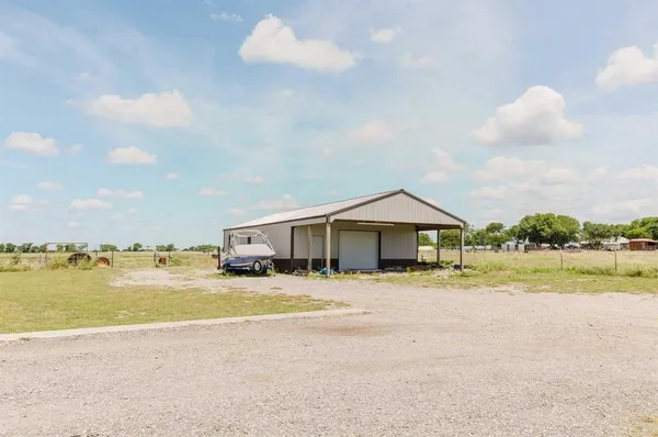 $530,900 | 8615 North Fm 51, Decatur, TX 76234