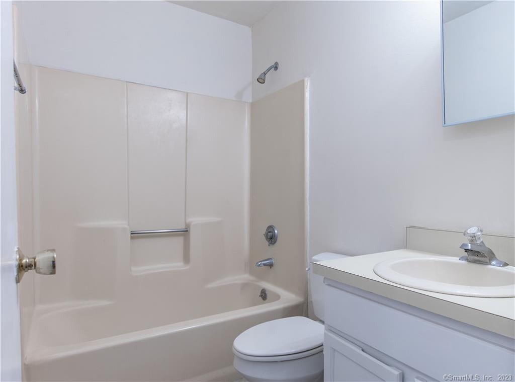 22 Maple Avenue Bethel, CT 06801 - Photo 16 of 19